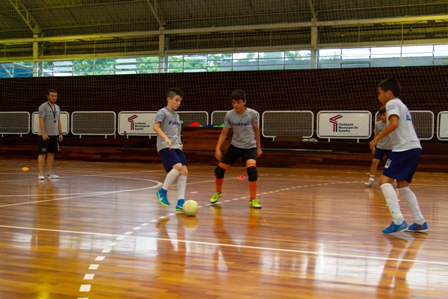 Escolinha de futsal ELASE: entretenimento e saúde para os seus filhos -  Blog da ELASE