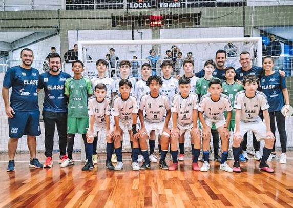 Futsal masculino garante classificação à final do turno do Catarinense  Sub-18