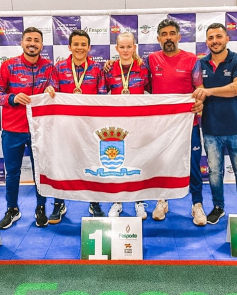 Marco Possamai, atleta da AMF/ELASE conquista medalha de ouro na competição  do tênis de mesa nos joguinhos abertos de Santa Catarina. - Elase